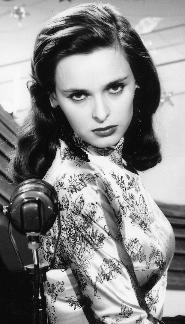 Lucia Bosè La Signora senza camelie ScrepMagazine